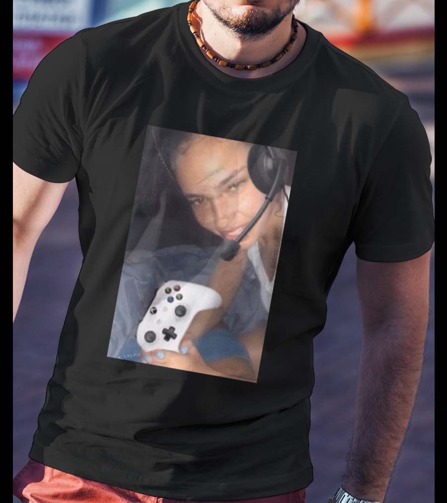 Ash Kaashh Merch Gamer Headset Controller T-Shirt