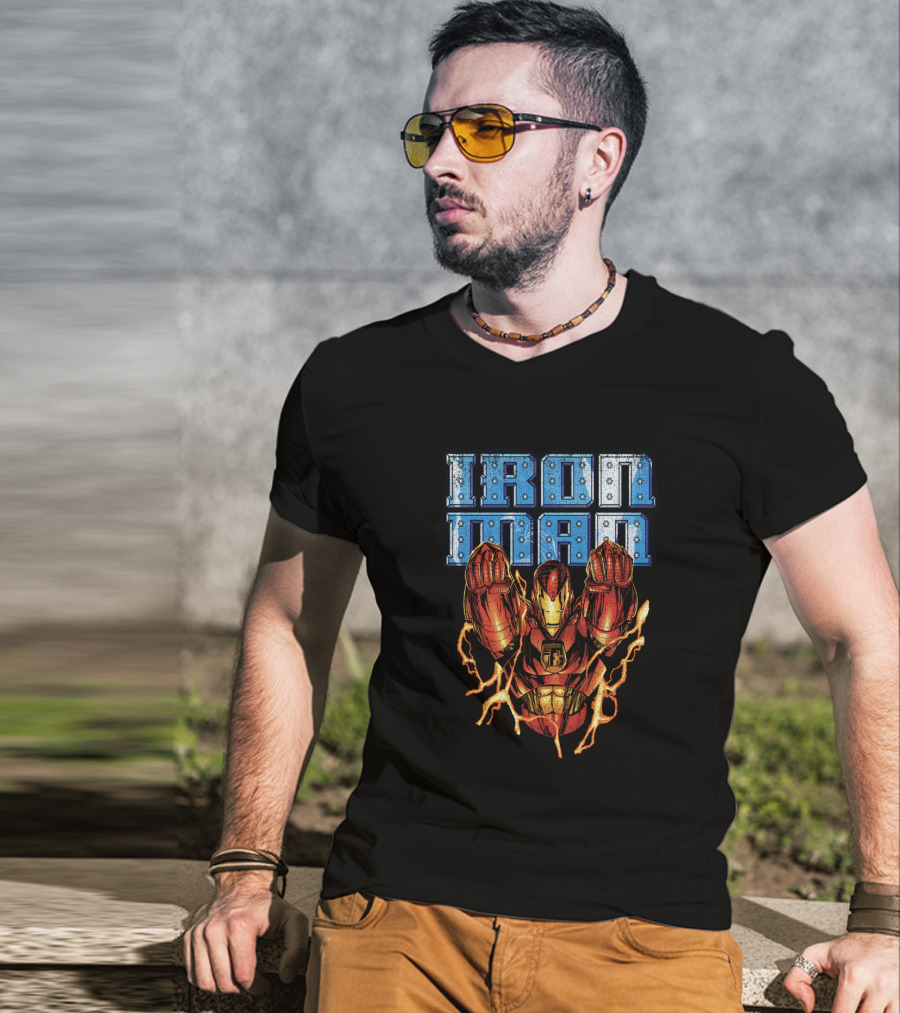 Iron Man Marvel Avengers In Flight Iconic Comic T-Shirt