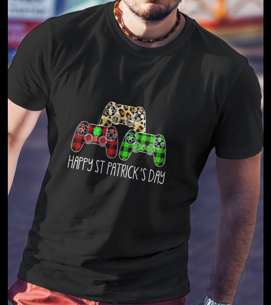 Happy St Patrick's Day Leopard Buffalo Plaid Video Games Gamer T-Shirt