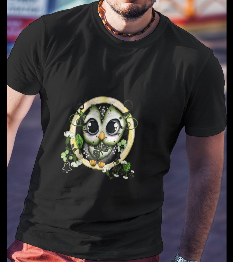 St. Patricks Day Owl Surrounded By Green And White Floral Elements T-Shirt