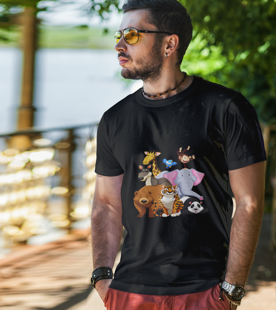 Zoo Animals Day World Wildlife Day Giraffe Elephant Tiger Panda Monkey Bear Kangaroo Bird T-Shirt