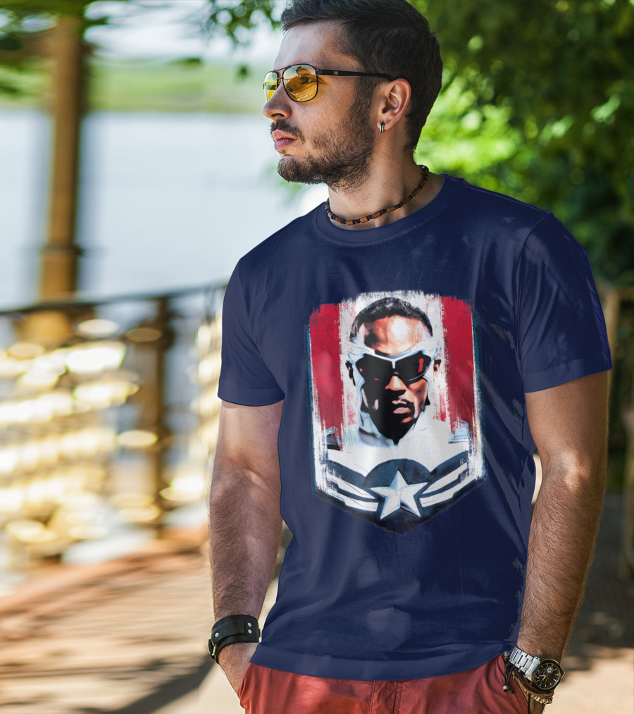 Marvel Captain America Sam Wilson Falcon Soldier Iconic Shield T-Shirt