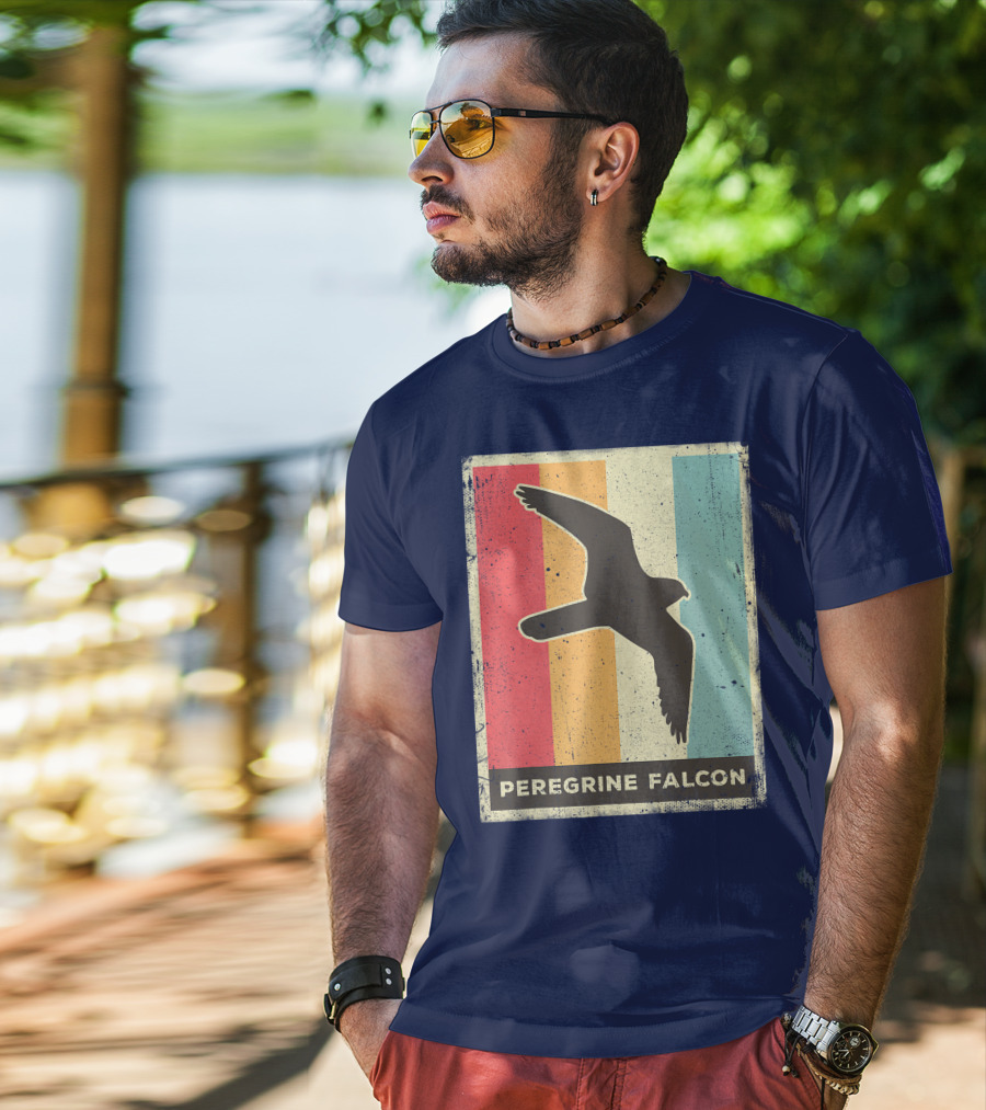 Peregrine Falcon Lover Vintage Animal Retro Stripes T-Shirt