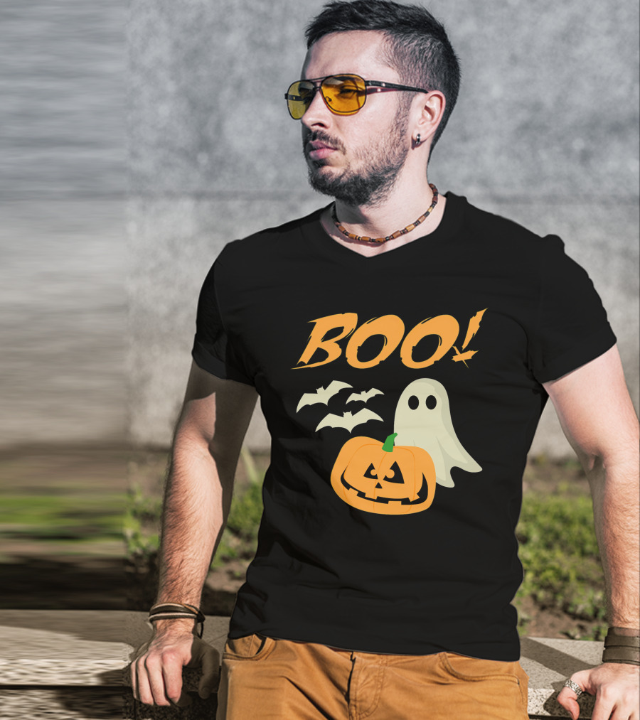 Boo Halloween Ghost Bats Jack O Lantern Spooky Scene T-Shirt