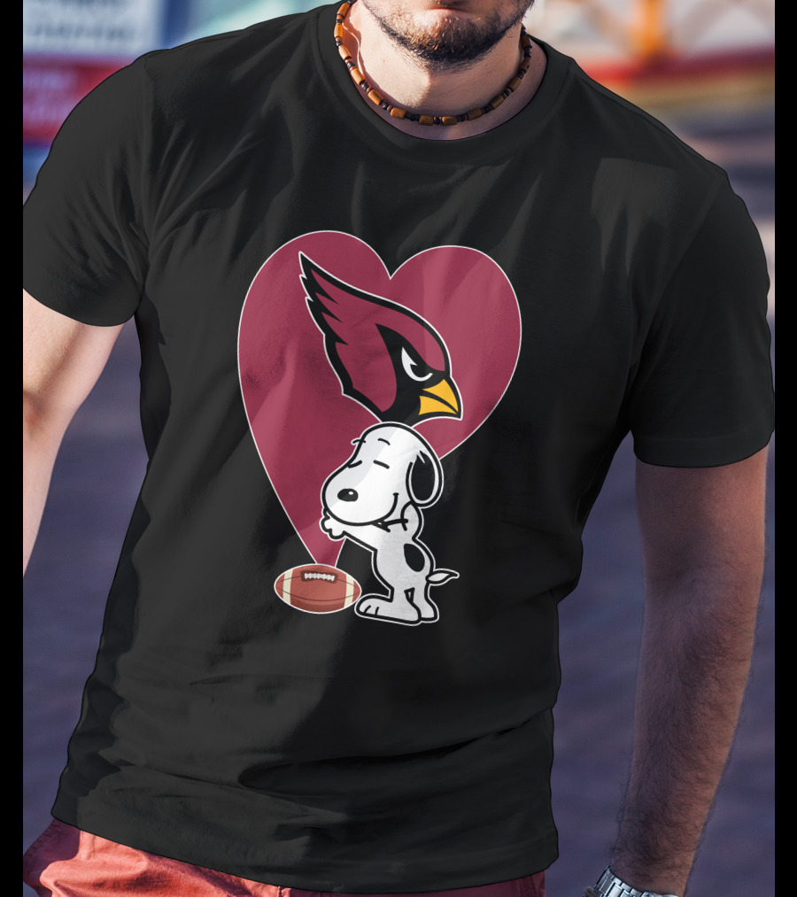 Arizona Cardinals Snoopy Hug Football Heart T-Shirt