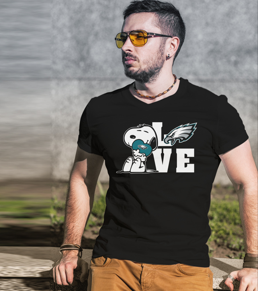 Snoopy Love Philadelphia Eagles Heart T-Shirt