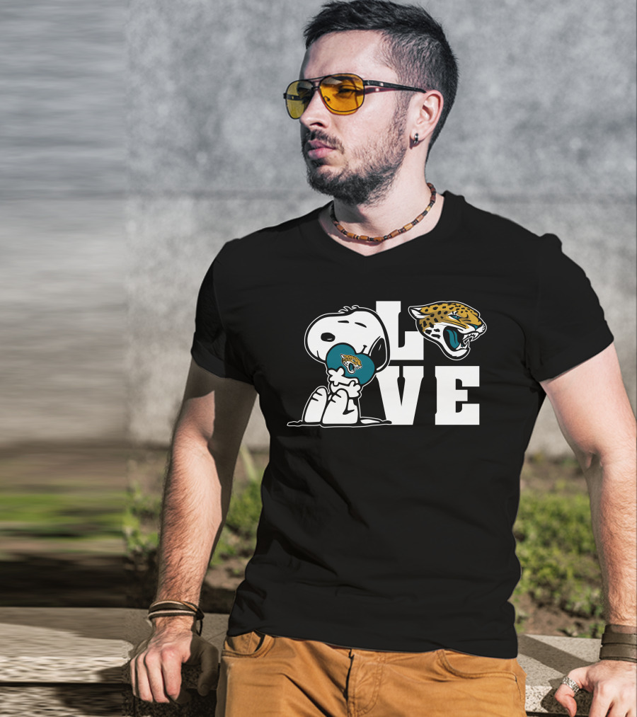 Snoopy Love Jacksonville Jaguars NFL Fan T-Shirt