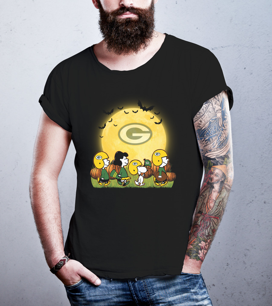 Green Bay Packers Snoopy Halloween Moon Pumpkins T-Shirt