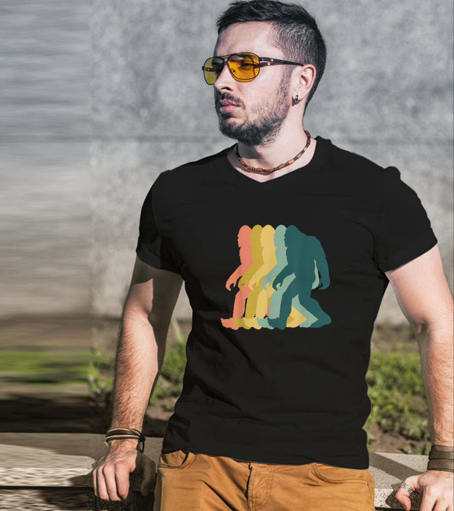 Vintage Retro Rainbow Walking Bigfoot Silhouette 1970s T-Shirt