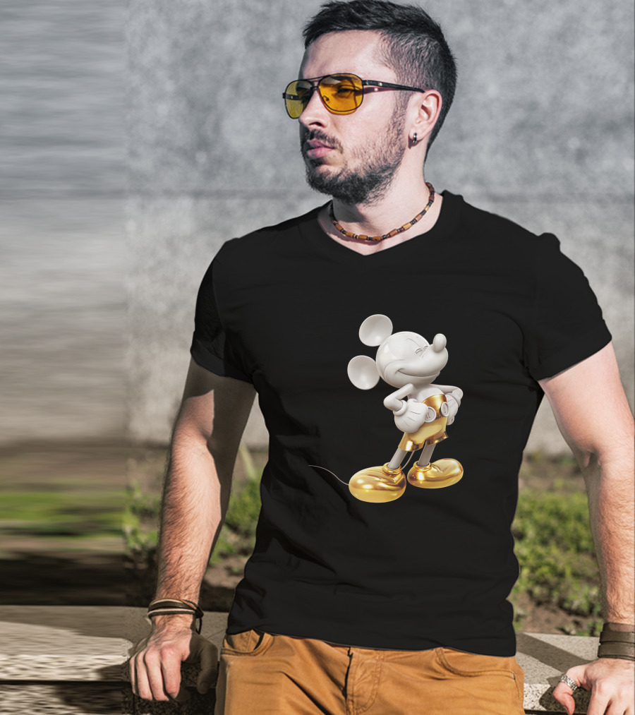 Mickey Mouse Gold Pose Disney Vintage Look T-Shirt