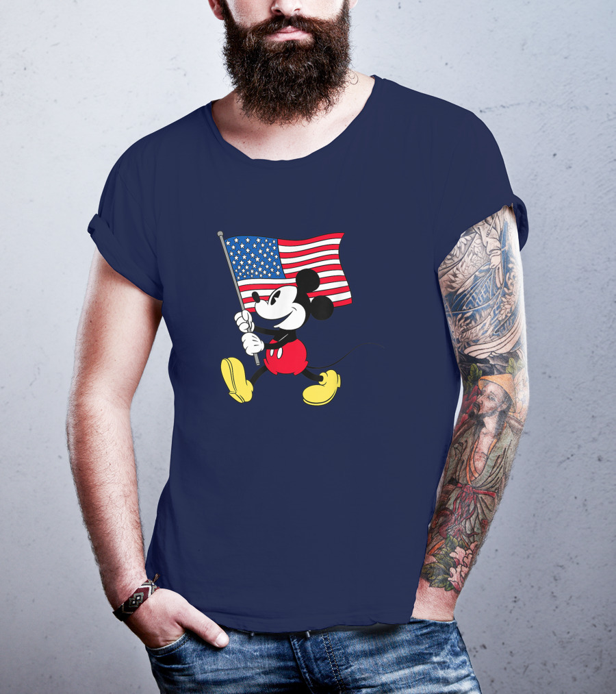 Mickey Mouse Holding American Flag Patriotic Disney T-Shirt