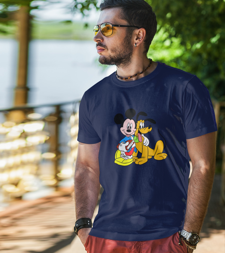 Mickey And Friends Mickey And Pluto Hugging Classic Cartoon T-Shirt