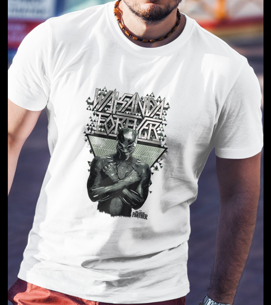 Wakanda Forever Black Panther Marvel Prism Patterned T-Shirt