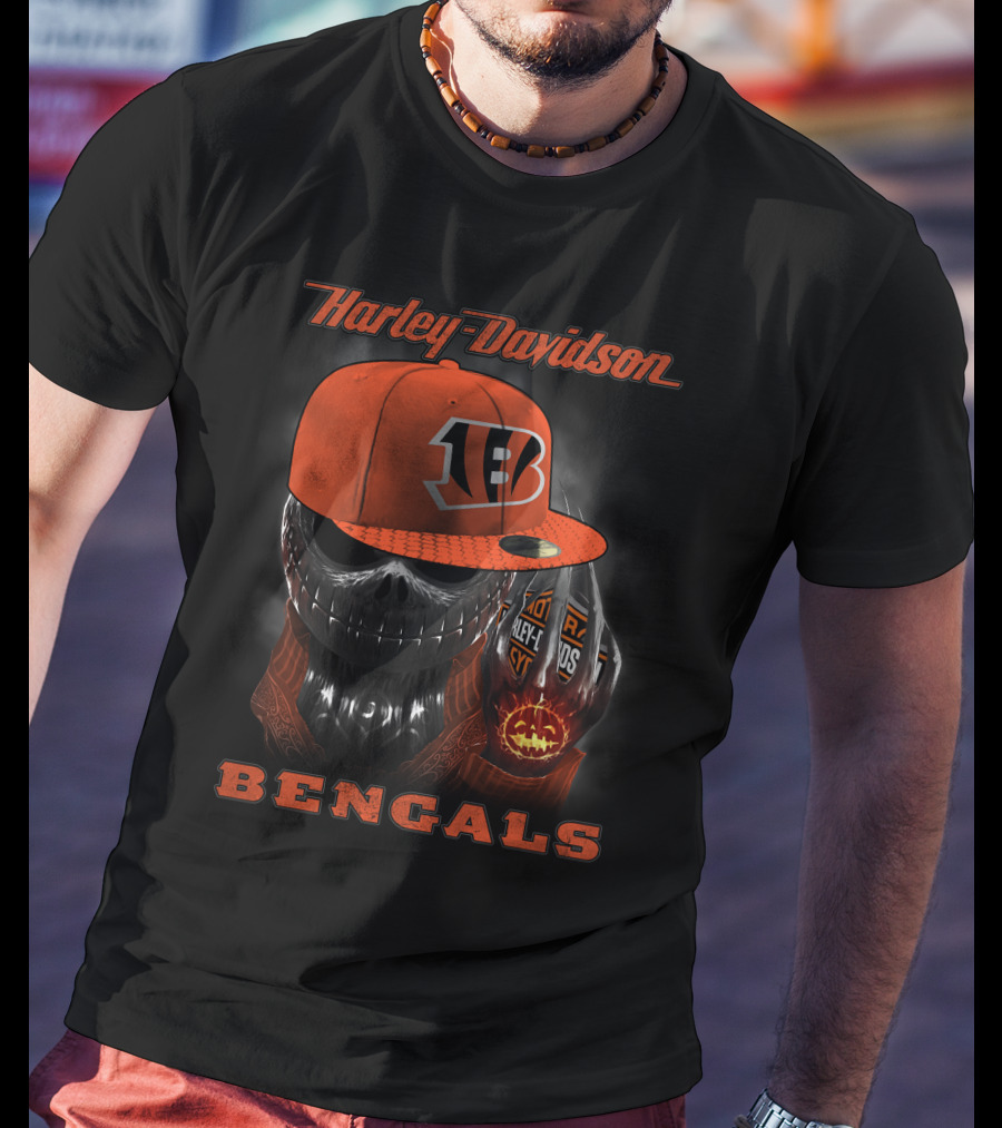 Harley Davidson Cincinnati Bengals Skull With Cap And Glove T-Shirt