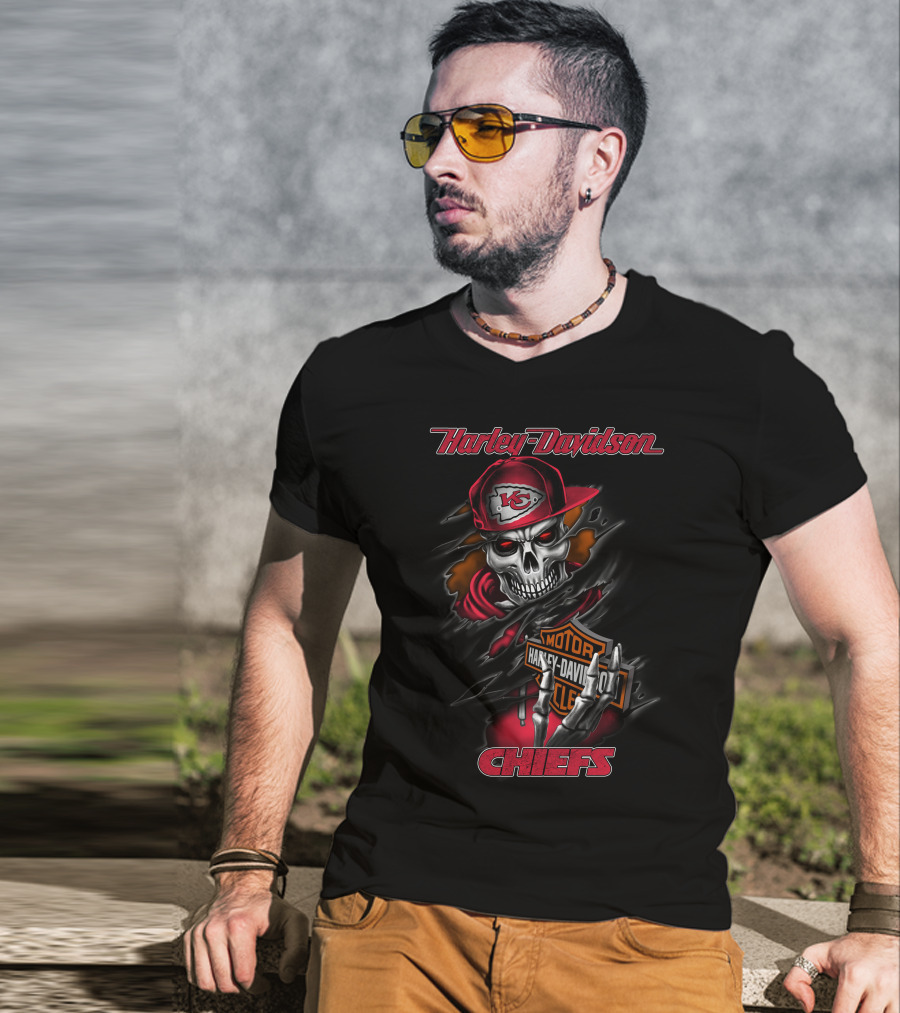 Harley Davidson Kansas City Chiefs Skull Icon With Cap T-Shirt