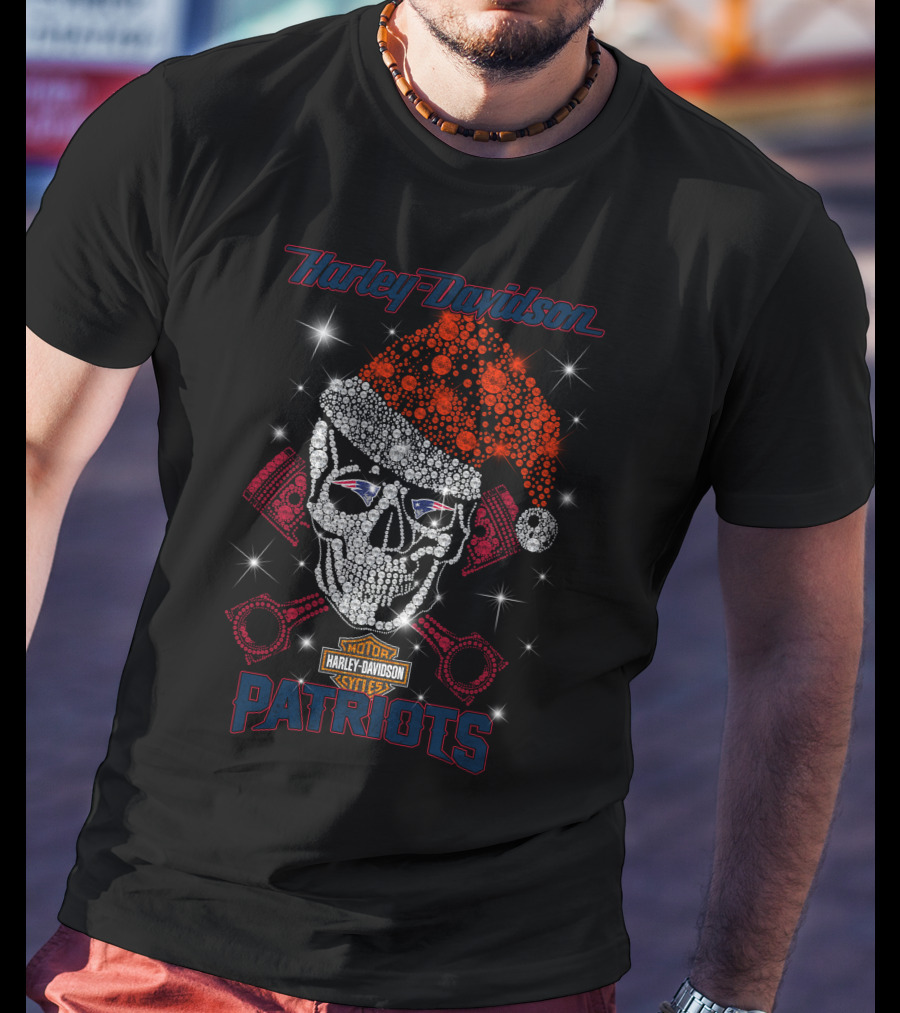 Harley Davidson New England Patriots Skull Santa Hat T-Shirt