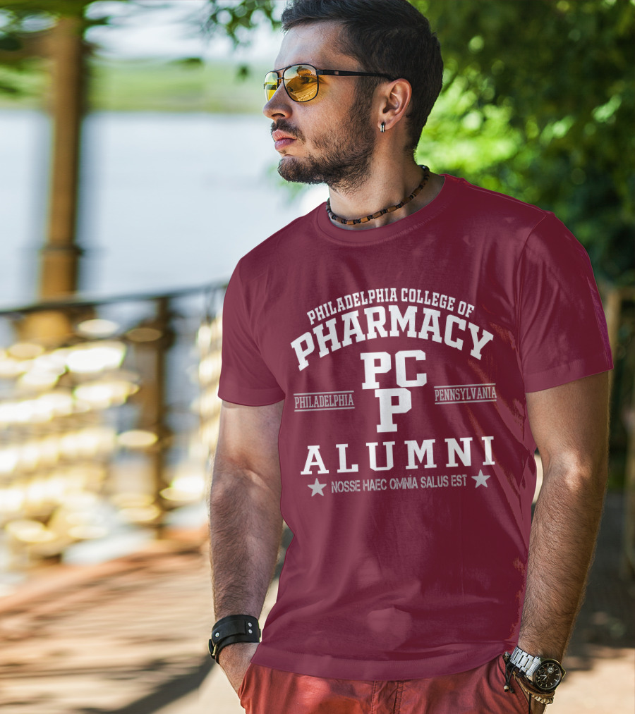 Philadelphia College Of Pharmacy Alumni PCP Pennsylvania Nosse Haec Omnia Salus Est T-Shirt