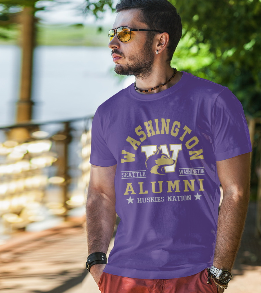 Washington Seattle Huskies Alumni Nation T-Shirt