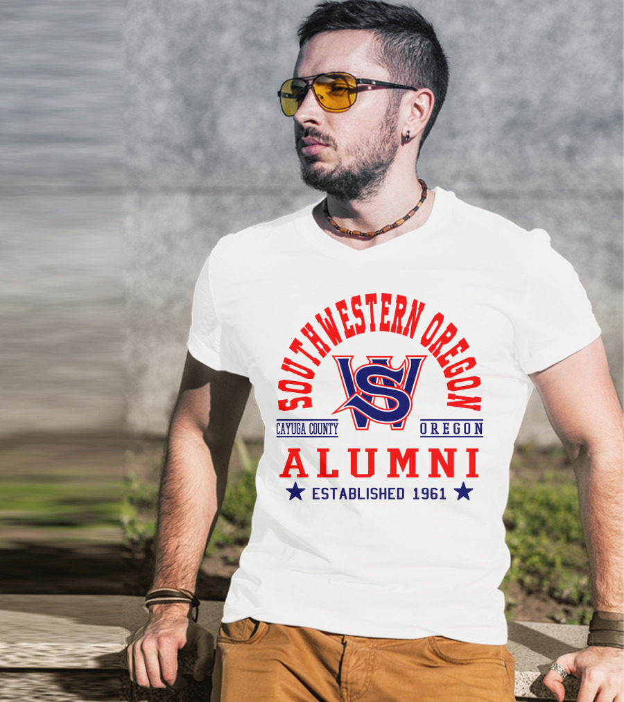 Southwestern Oregon Alumni Cayuga County Established 1961 T-Shirt