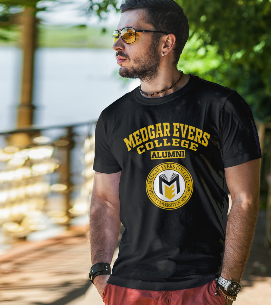 Medgar Evers College Alumni The City University Of New York T-Shirt