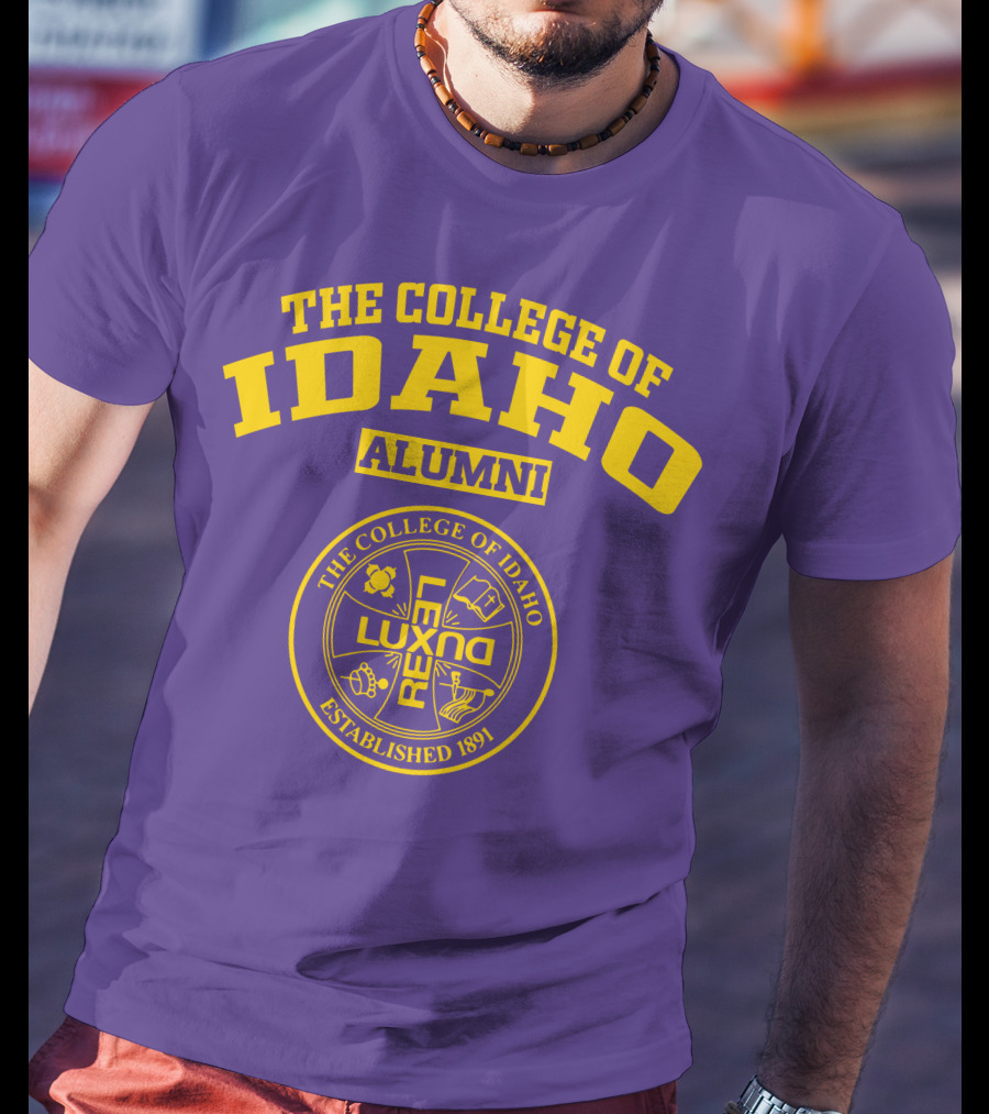 The College Of Idaho Alumni Lux Rex Established 1891 T-Shirt