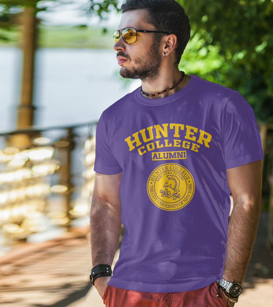 Hunter College Alumni Mihi Cura Futuri Seal The City University Of New York T-Shirt