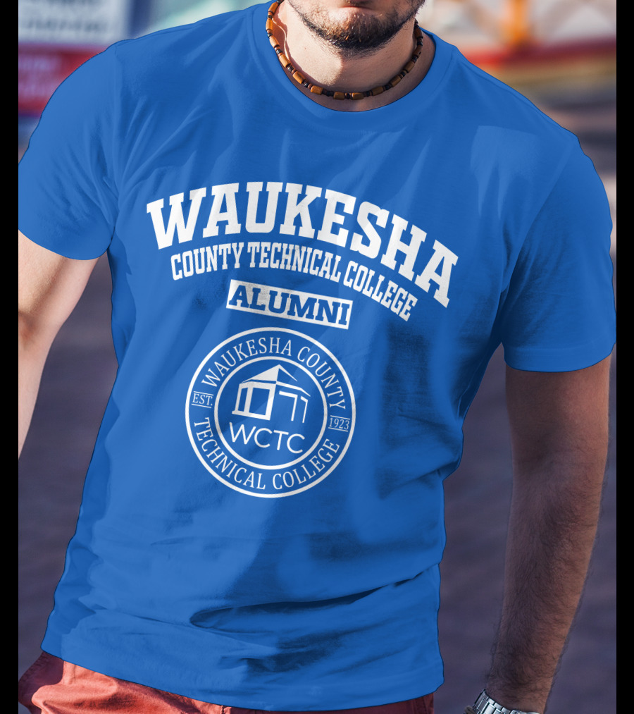 Waukesha County Technical College Alumni WCTC Est. 1923 T-Shirt