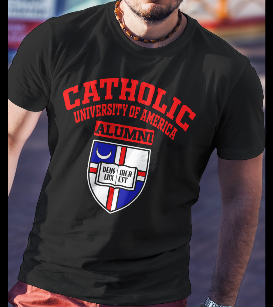 Catholic University Of America Alumni Deus Lux Mea Est Crest T-Shirt