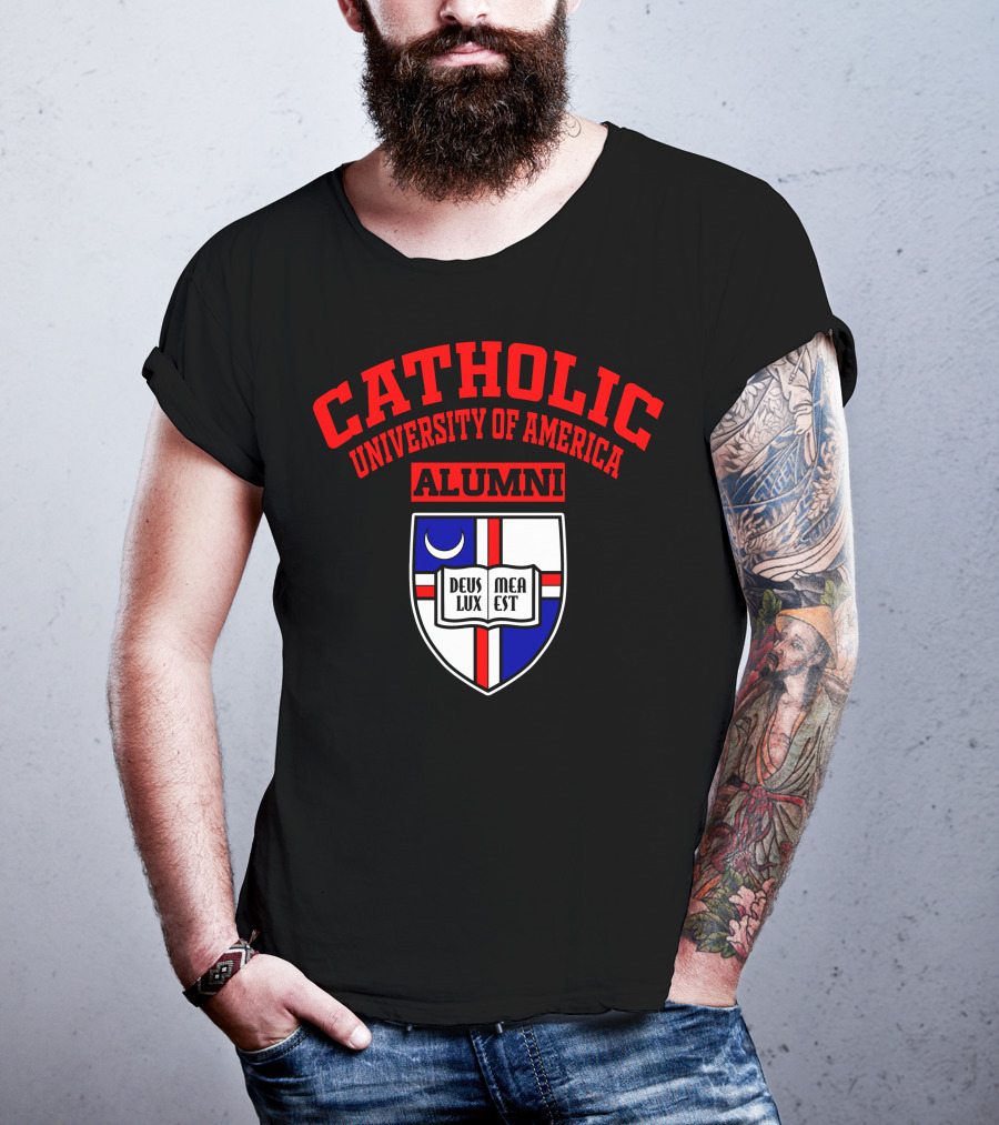 Catholic University Of America Alumni Deus Lux Mea Est Crest T-Shirt