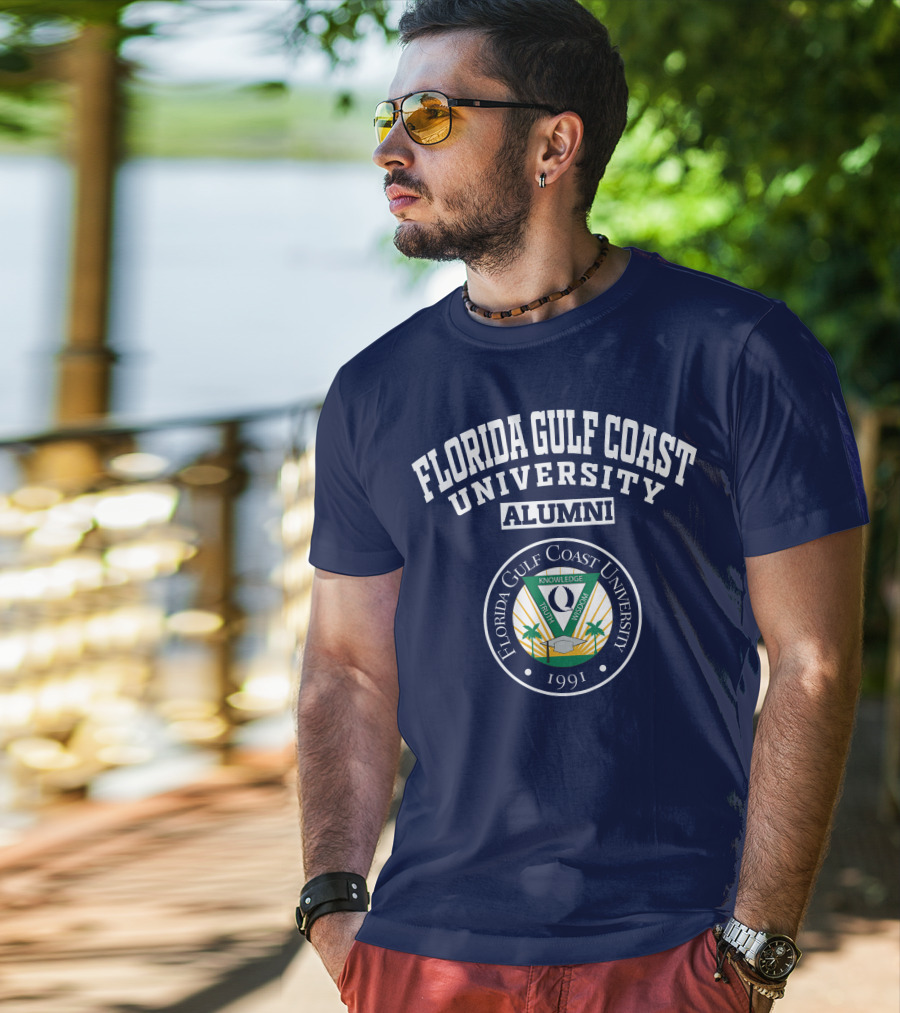 Florida Gulf Coast University Alumni Logo 1991 Crest T-Shirt