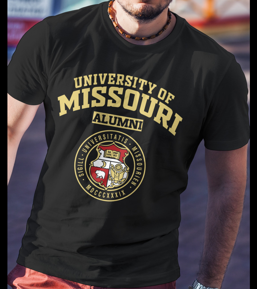 University Of Missouri Alumni Sigill Universitatis Missouriensis Mdcccxxxix T-Shirt