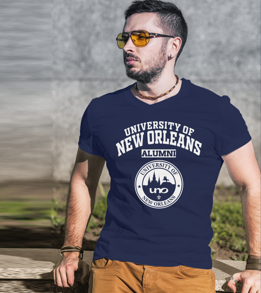 UNIVERSITY OF NEW ORLEANS ALUMNI UNO Seal T-Shirt