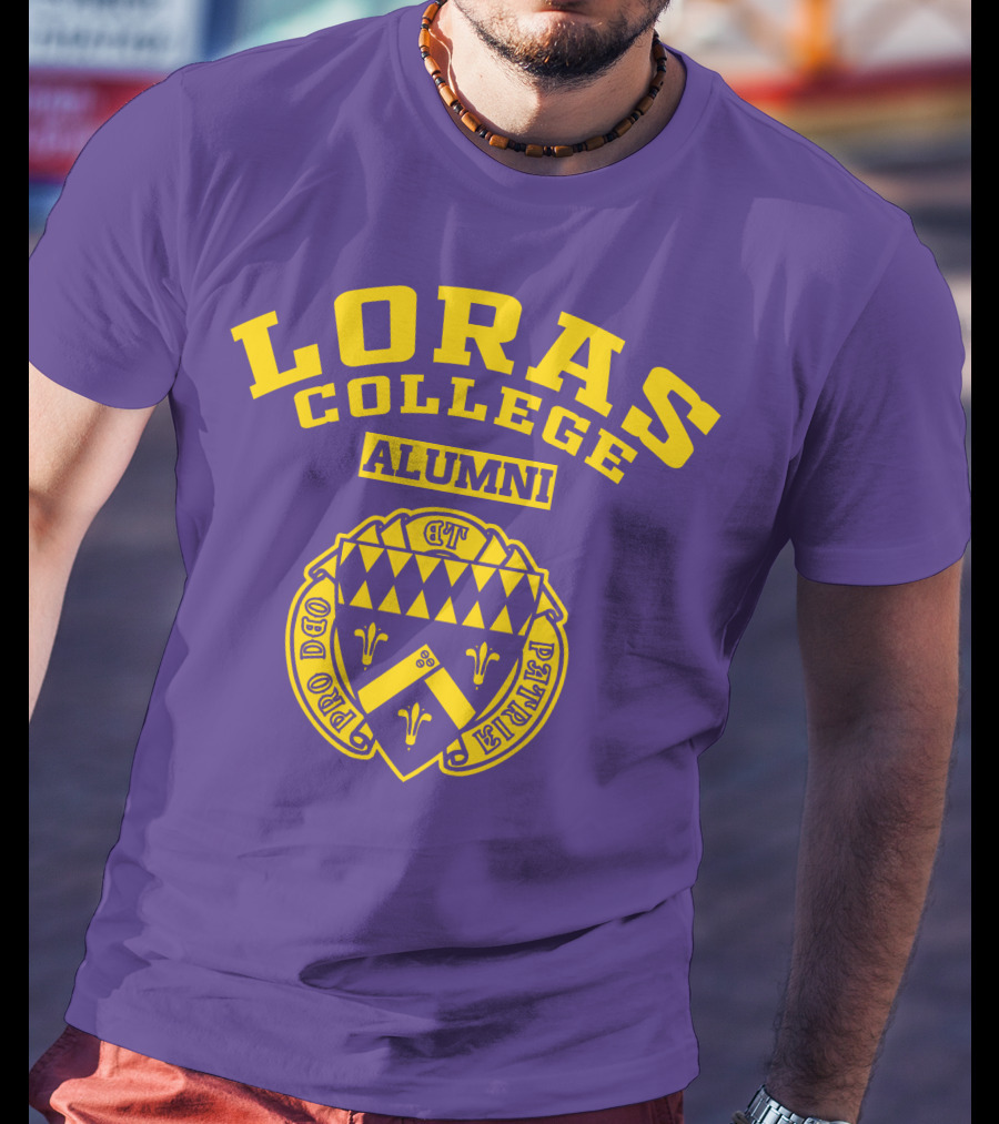 Loras College Alumni Pro Deo Et Patria Crest T-Shirt