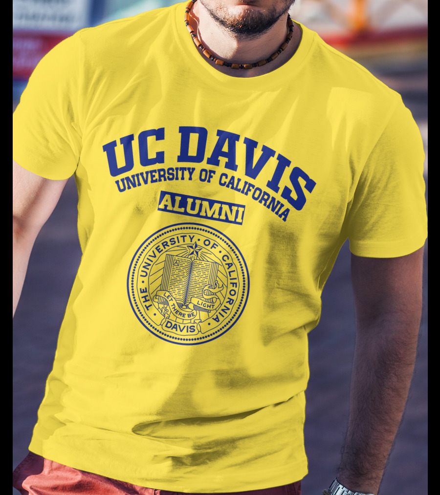 UC Davis University Of California Alumni Seal T-Shirt
