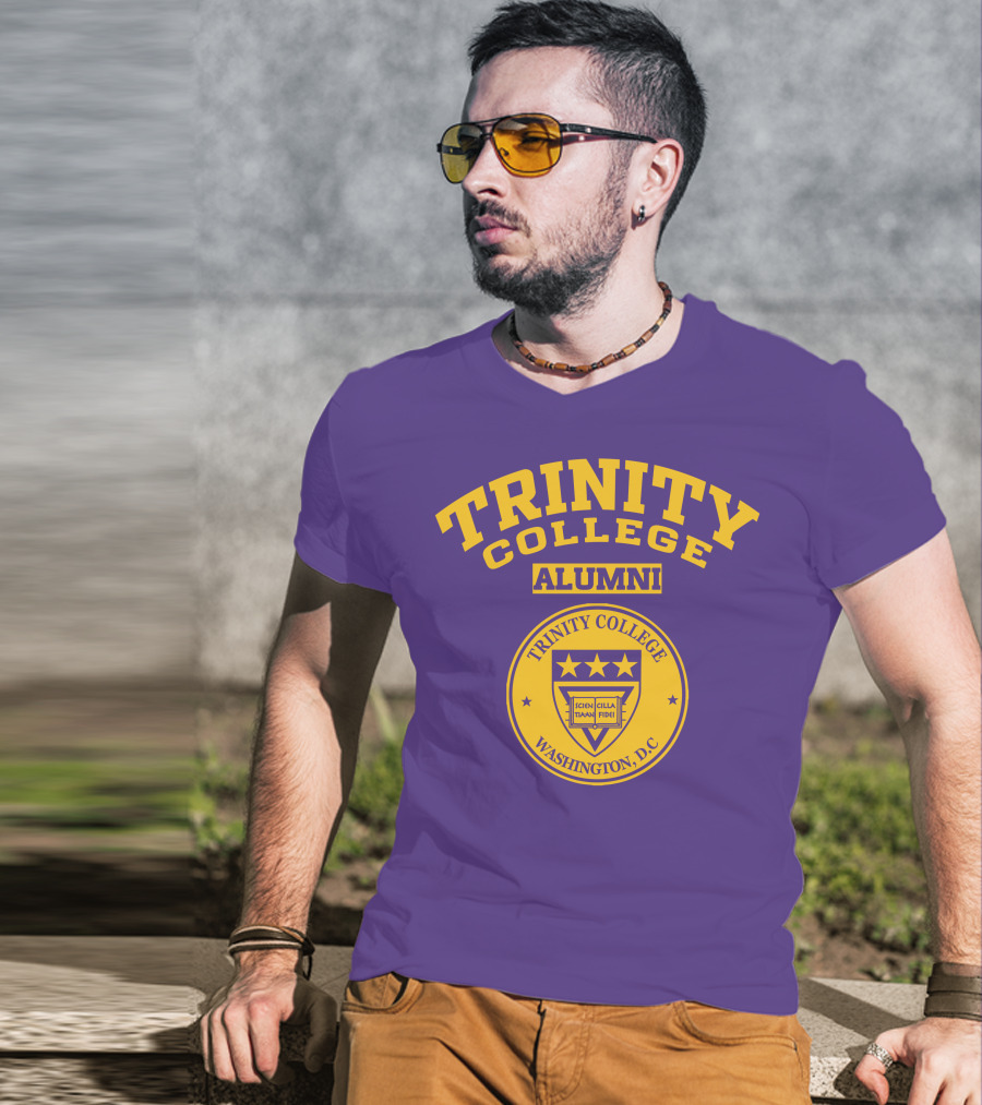 Trinity College Alumni Washington D.C. Seal T-Shirt