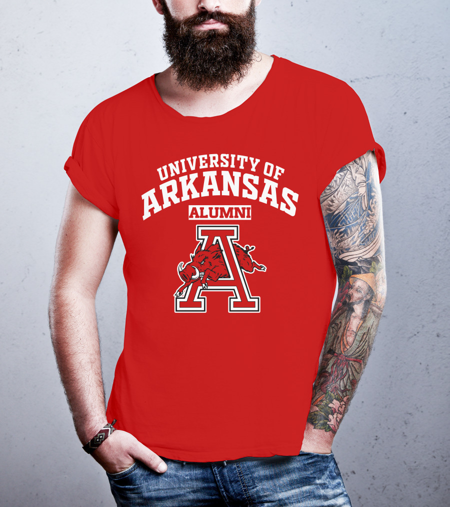 UNIVERSITY OF ARKANSAS ALUMNI Razorback T-Shirt