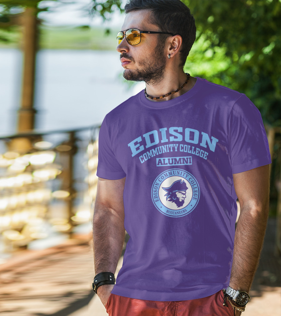 Edison Community College Alumni Buccaneers T-Shirt