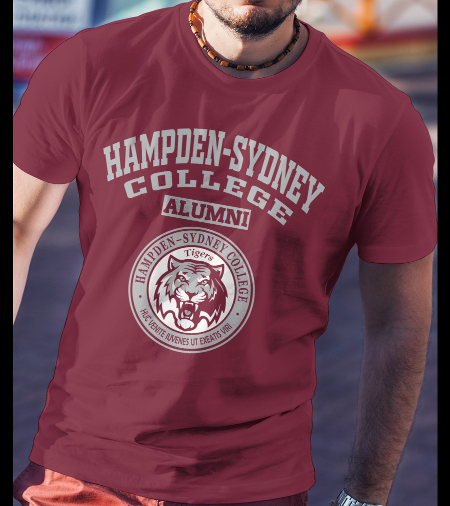 Hampden–Sydney College Alumni Tigers Huc Venite Iuvenes Ut Exeatis Viri T-Shirt
