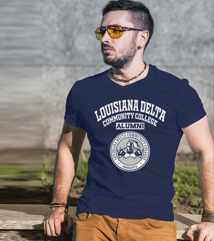 Louisiana Delta Community College Alumni Knights T-Shirt