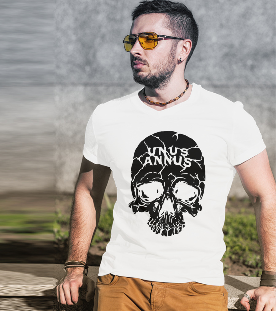 Unus Annus Skull Black Crack T-Shirt