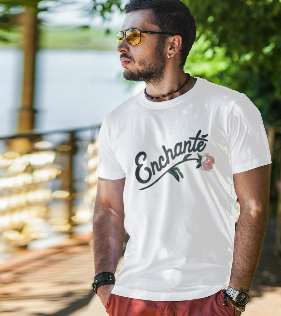 Enchanté Rose T-Shirt