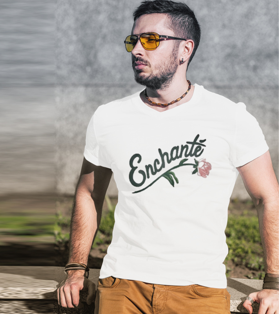 Enchanté Rose T-Shirt
