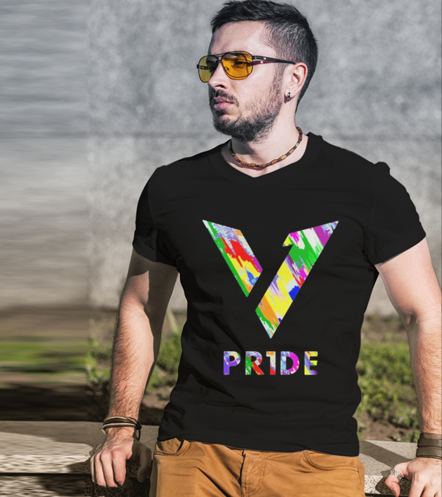 Love Is Love Version1 V Pride Rainbow Paint Splatter T-Shirt