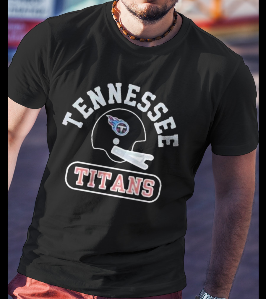 Tennessee Titans Vintage Logo Helmet T-Shirt