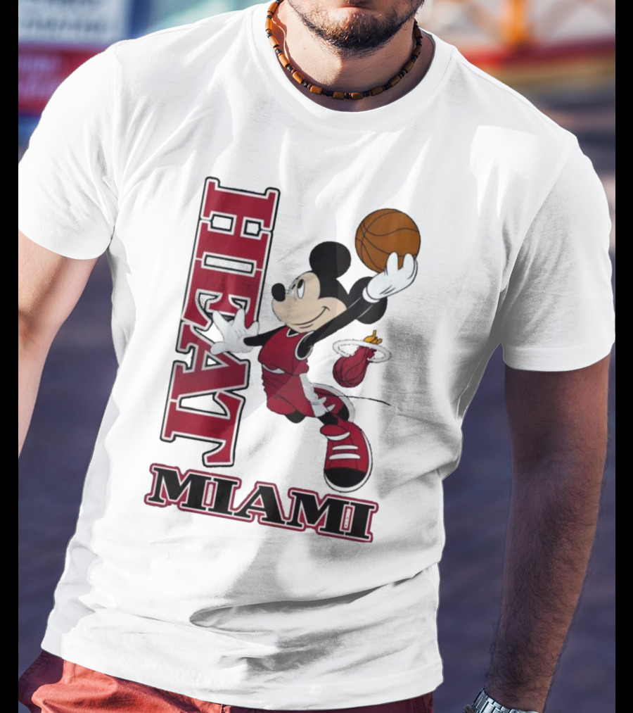 Mickey Mouse Miami Heat NBA Basketball Jumping Dunk T-Shirt