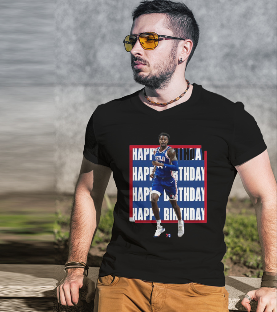 Philadelphia 76ers Happy Birthday Paul Reed Basketball T-Shirt