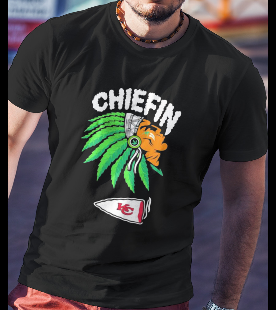 Kansas City Chiefs Chiefin Native Headdress Football T-Shirt
