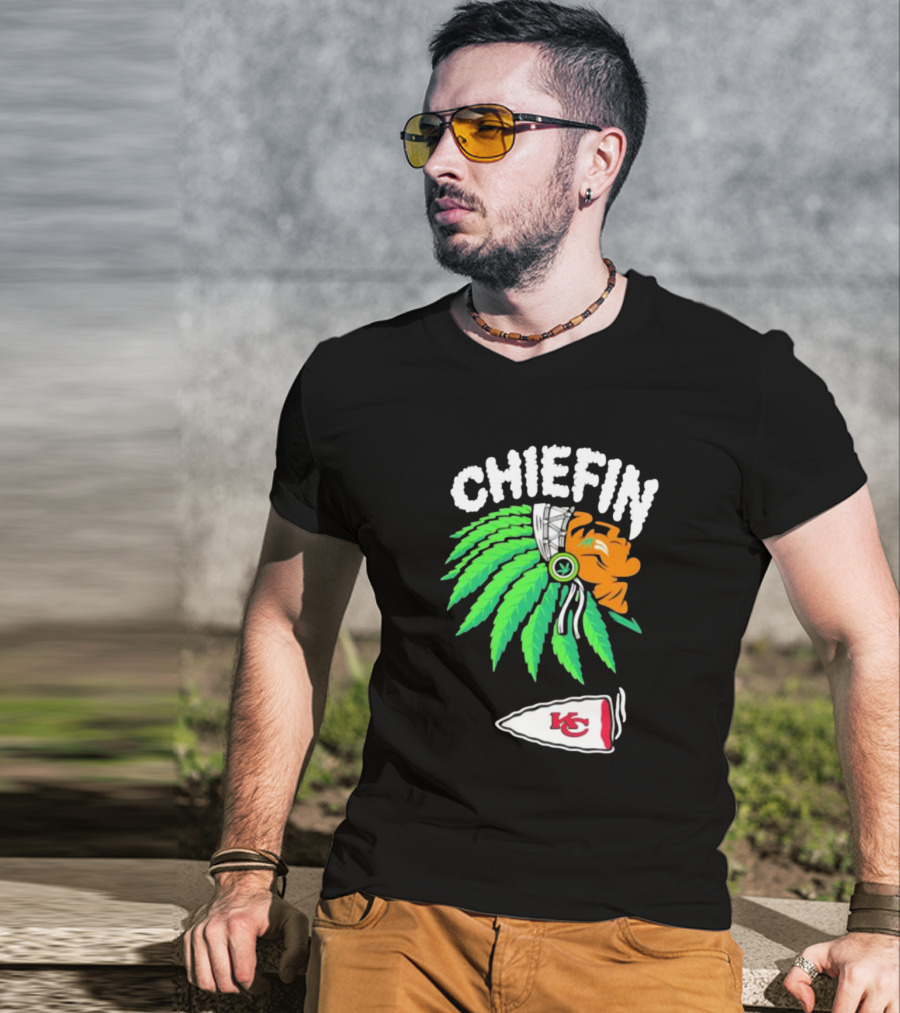 Kansas City Chiefs Chiefin Native Headdress Football T-Shirt