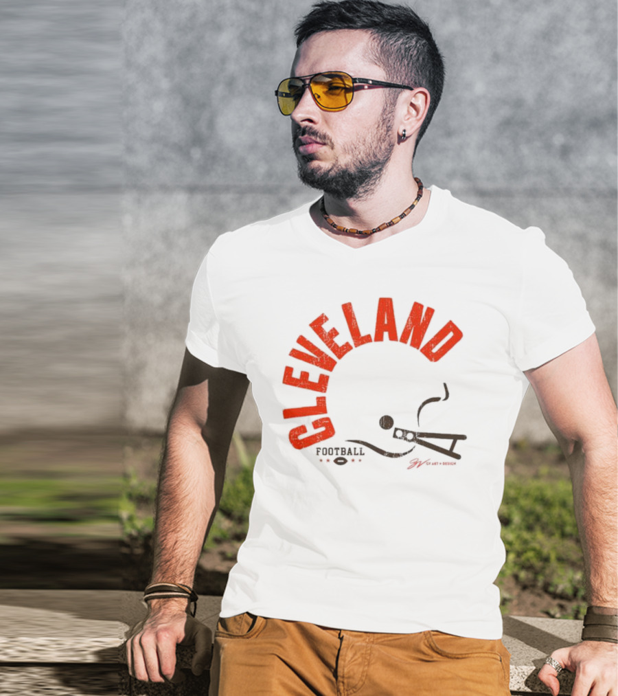Cleveland Football Helmet Bold Type T-Shirt