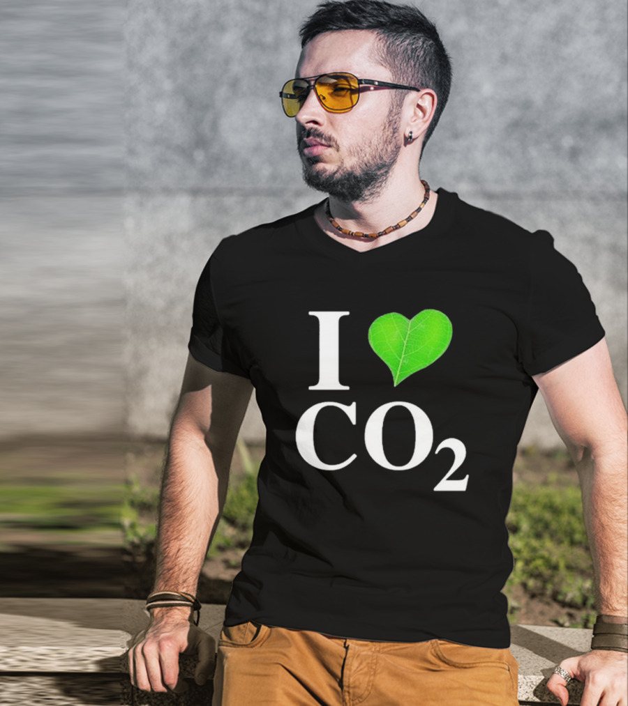 Leaf I Love CO2 Environment Statement Climate Change Awareness T-Shirt